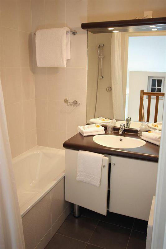 טורנפוי Hotel Residence Les Pins Galants מראה חיצוני תמונה